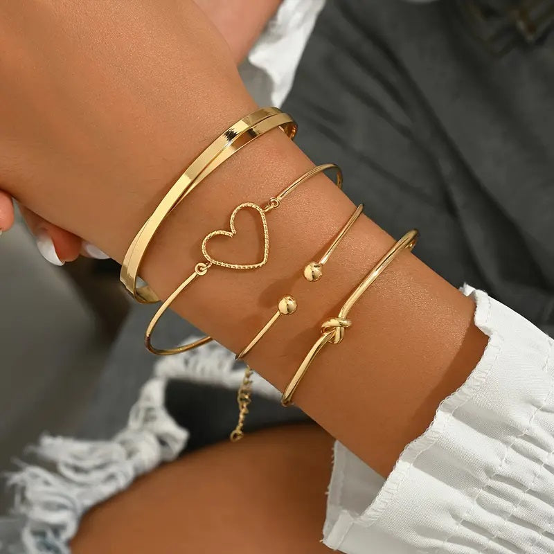 Ensemble de 4 Bracelets Plaqué Or Minimalistes avec Cœur – Achat Maroc