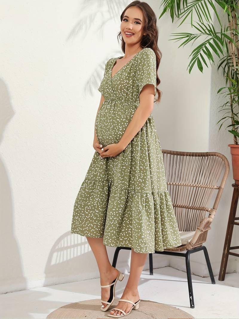 Robe de Maternité Verte à coeur pour un Été Radieux