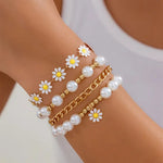 Load image into Gallery viewer, Ensemble de 4 Bracelets Plaqué Or avec Perles et Fleurs – Tendance Printanière
