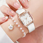 Load image into Gallery viewer, Coffret 5 pièces : Montre Contemporaine, 2 Bracelets Perlé, Collier et Boucles d&#39;Oreilles: L&#39;Alliance du Style et de la Grâce
