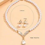 Load image into Gallery viewer, Ensemble Collier et Boucles d&#39;Oreilles avec Perles et Pendentif Goutte
