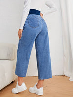 Load image into Gallery viewer, Pantalon en Jean pour la Grossesse - Confort Maximal et Style Garanti
