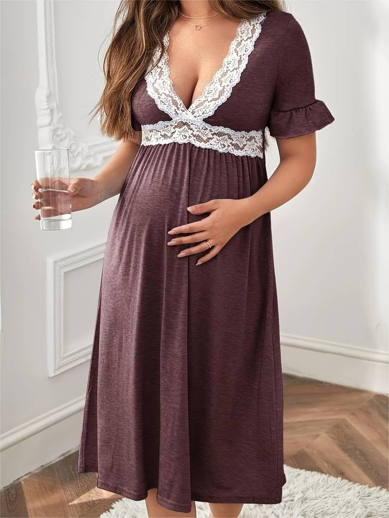 Robe de Maternité Élégante Bordeaux avec Dentelle Blanche - Chic et Confortable