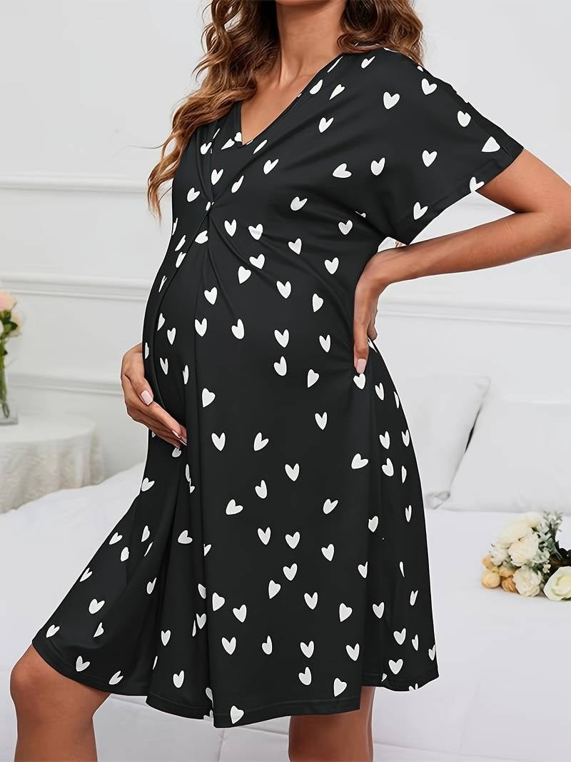 Robe de Maternité Chic à Motif Cœurs - Douceur et Style au Quotidien