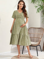 Load image into Gallery viewer, Robe de Maternité Verte à coeur pour un Été Radieux

