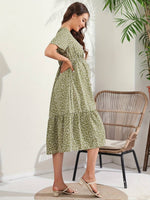 Load image into Gallery viewer, Robe de Maternité Verte à coeur pour un Été Radieux
