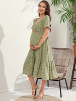 Load image into Gallery viewer, Robe de Maternité Verte à coeur pour un Été Radieux
