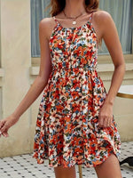 Load image into Gallery viewer, Robe D&#39;été à Imprimé Floral - Fraîcheur et Féminité

